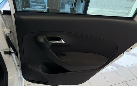 Volkswagen Polo VI (EU Market), 2013 год, 670 000 рублей, 17 фотография