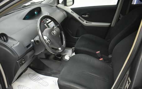 Toyota Yaris III рестайлинг, 2008 год, 449 000 рублей, 9 фотография