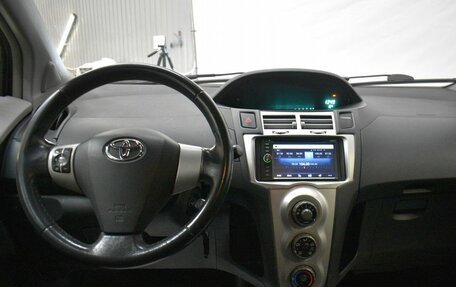 Toyota Yaris III рестайлинг, 2008 год, 449 000 рублей, 6 фотография
