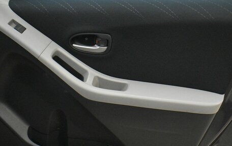 Toyota Yaris III рестайлинг, 2008 год, 449 000 рублей, 11 фотография