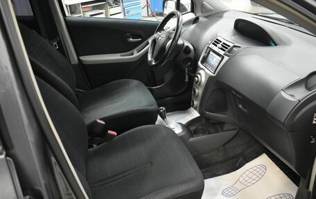 Toyota Yaris III рестайлинг, 2008 год, 449 000 рублей, 12 фотография