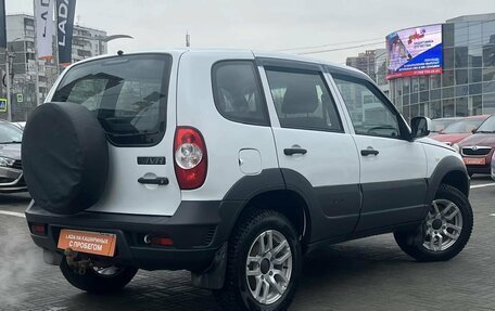 Chevrolet Niva I рестайлинг, 2019 год, 650 000 рублей, 4 фотография