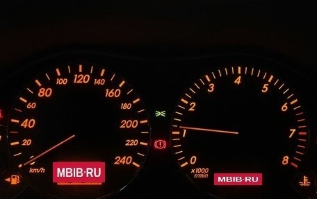 Toyota Avensis III рестайлинг, 2007 год, 872 000 рублей, 15 фотография