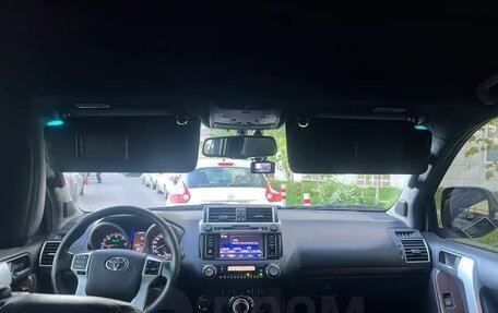 Toyota Land Cruiser Prado 150 рестайлинг 2, 2013 год, 2 590 000 рублей, 4 фотография