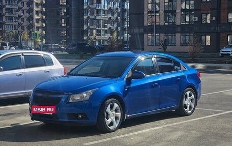 Chevrolet Cruze II, 2011 год, 750 000 рублей, 2 фотография