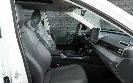 Toyota RAV4, 2025 год, 4 950 000 рублей, 13 фотография