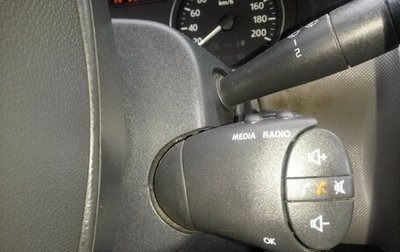 Renault Sandero I, 2012 год, 285 000 рублей, 1 фотография