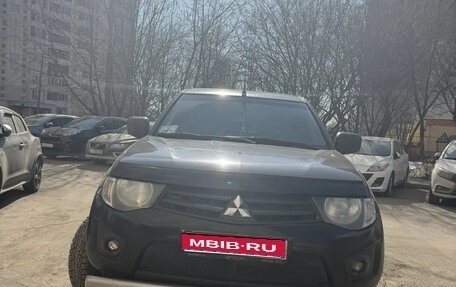Mitsubishi L200 IV рестайлинг, 2014 год, 1 400 000 рублей, 1 фотография