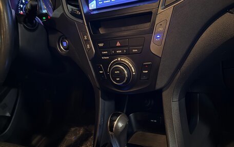 Hyundai Santa Fe III рестайлинг, 2013 год, 1 850 000 рублей, 16 фотография