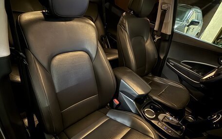 Hyundai Santa Fe III рестайлинг, 2013 год, 1 850 000 рублей, 15 фотография