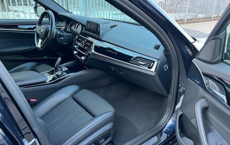 BMW 5 серия, 2019 год, 3 250 000 рублей, 10 фотография