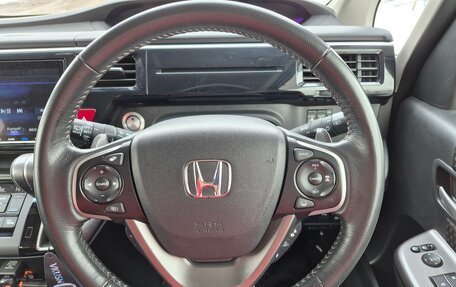 Honda Stepwgn IV, 2018 год, 2 350 000 рублей, 7 фотография