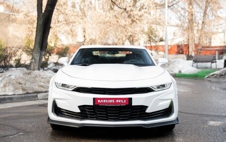 Chevrolet Camaro VI, 2021 год, 4 200 000 рублей, 5 фотография