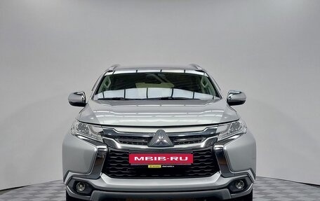 Mitsubishi Pajero Sport III рестайлинг, 2017 год, 2 549 000 рублей, 2 фотография