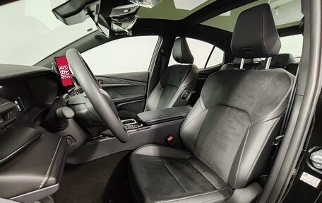 Toyota Camry, 2025 год, 4 890 000 рублей, 19 фотография