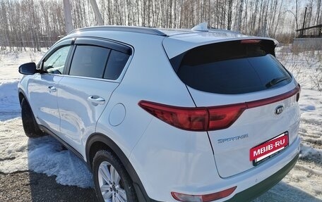 KIA Sportage IV рестайлинг, 2018 год, 2 100 000 рублей, 12 фотография