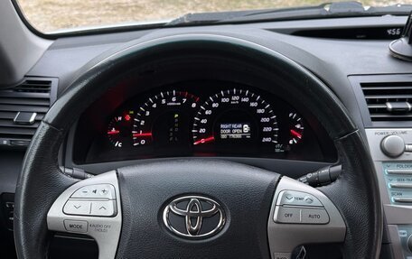 Toyota Camry, 2006 год, 1 100 000 рублей, 10 фотография