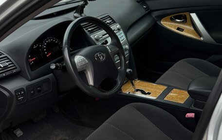 Toyota Camry, 2006 год, 1 100 000 рублей, 14 фотография