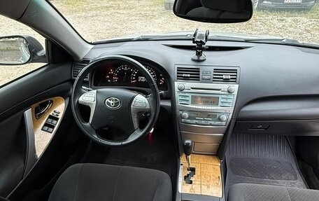 Toyota Camry, 2006 год, 1 100 000 рублей, 7 фотография