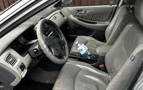 Honda Accord VII рестайлинг, 2000 год, 320 000 рублей, 26 фотография