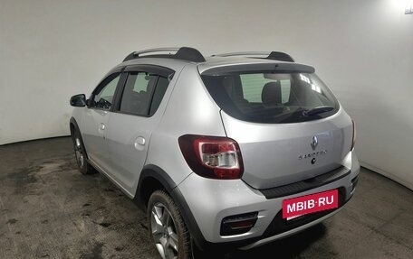 Renault Sandero II рестайлинг, 2019 год, 1 300 000 рублей, 6 фотография