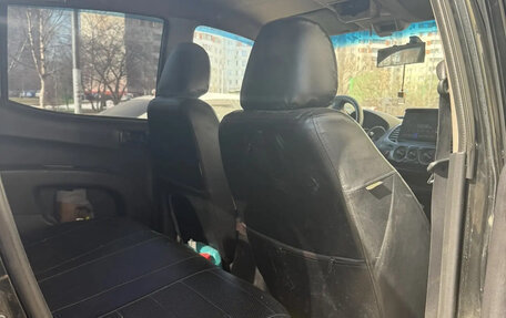 Mitsubishi L200 IV рестайлинг, 2014 год, 1 400 000 рублей, 10 фотография