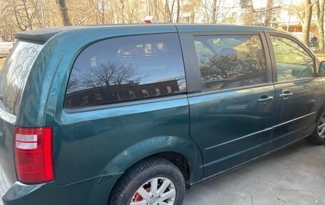 Dodge Caravan V, 2009 год, 750 000 рублей, 3 фотография