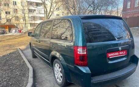 Dodge Caravan V, 2009 год, 750 000 рублей, 2 фотография