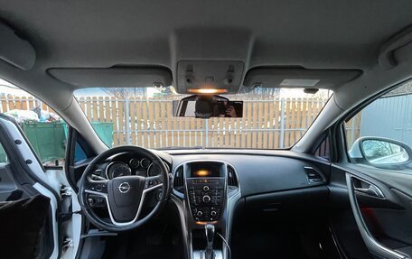 Opel Astra J, 2011 год, 580 000 рублей, 16 фотография