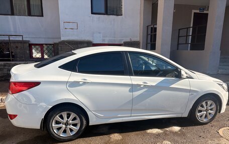 Hyundai Solaris II рестайлинг, 2016 год, 1 340 000 рублей, 5 фотография