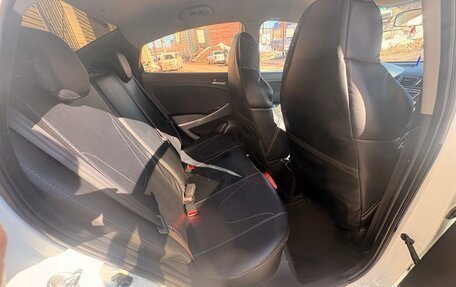 Hyundai Solaris II рестайлинг, 2016 год, 1 340 000 рублей, 11 фотография