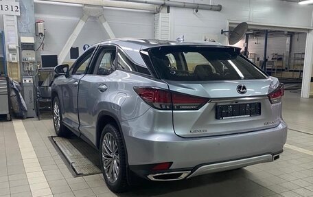 Lexus RX IV рестайлинг, 2021 год, 6 100 000 рублей, 3 фотография