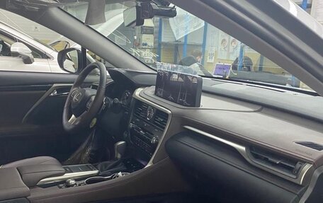 Lexus RX IV рестайлинг, 2021 год, 6 100 000 рублей, 6 фотография