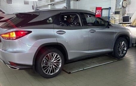 Lexus RX IV рестайлинг, 2021 год, 6 100 000 рублей, 2 фотография