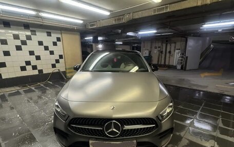 Mercedes-Benz A-Класс, 2019 год, 3 600 000 рублей, 3 фотография