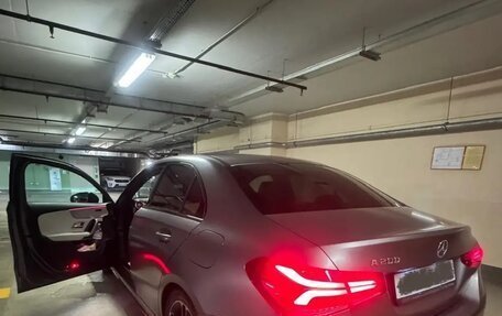 Mercedes-Benz A-Класс, 2019 год, 3 600 000 рублей, 8 фотография