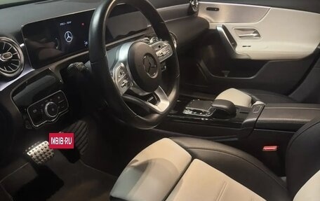 Mercedes-Benz A-Класс, 2019 год, 3 600 000 рублей, 11 фотография