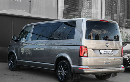 Volkswagen Caravelle T6 рестайлинг, 2021 год, 4 950 000 рублей, 6 фотография