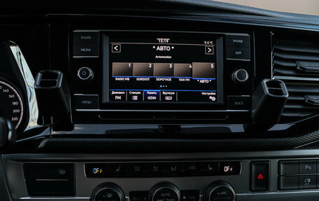 Volkswagen Caravelle T6 рестайлинг, 2021 год, 4 950 000 рублей, 16 фотография