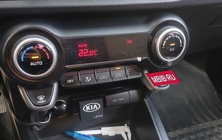 KIA Rio IV, 2017 год, 1 350 000 рублей, 7 фотография