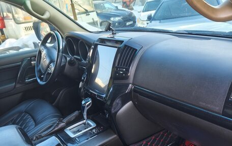 Toyota Land Cruiser 200, 2008 год, 2 090 000 рублей, 6 фотография