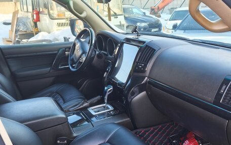 Toyota Land Cruiser 200, 2008 год, 2 090 000 рублей, 8 фотография