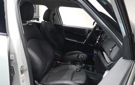 MINI Countryman II (F60), 2022 год, 2 750 000 рублей, 10 фотография