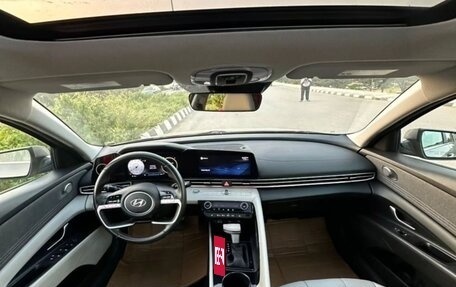 Hyundai Elantra, 2022 год, 1 720 000 рублей, 11 фотография