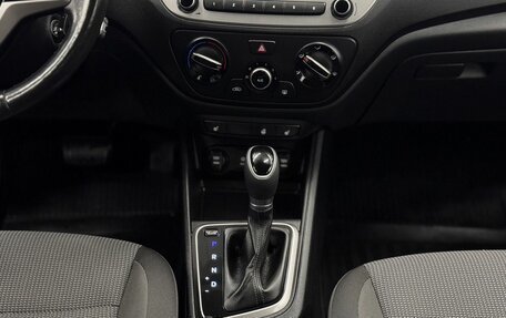 Hyundai Solaris II рестайлинг, 2017 год, 1 190 000 рублей, 14 фотография