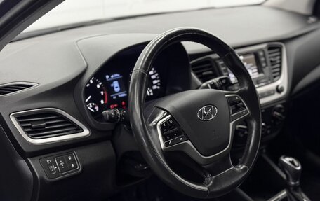 Hyundai Solaris II рестайлинг, 2017 год, 1 190 000 рублей, 21 фотография