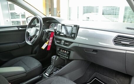 Volkswagen Polo VI (EU Market), 2021 год, 1 598 000 рублей, 28 фотография