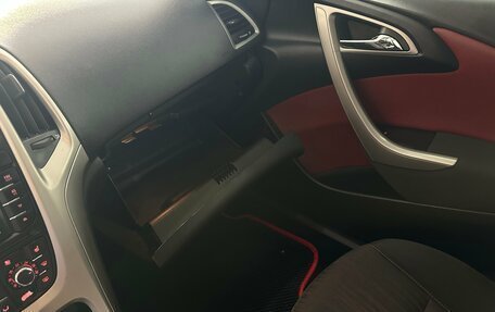 Opel Astra J, 2011 год, 684 000 рублей, 29 фотография