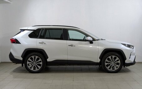 Toyota RAV4, 2022 год, 4 400 000 рублей, 11 фотография