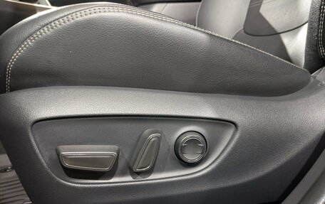 Toyota RAV4, 2022 год, 4 400 000 рублей, 24 фотография